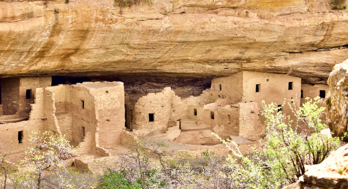 cliff dwellings